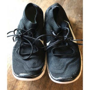 Nike fly knit sneakers black